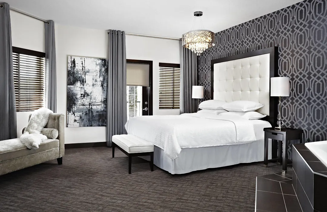 Four Points By Sheraton Hotel & Suites Calgary West-1
