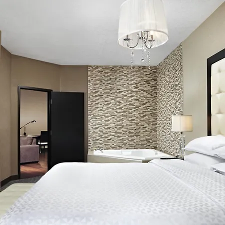 Four Points By Sheraton Hotel & Suites Calgary West-2